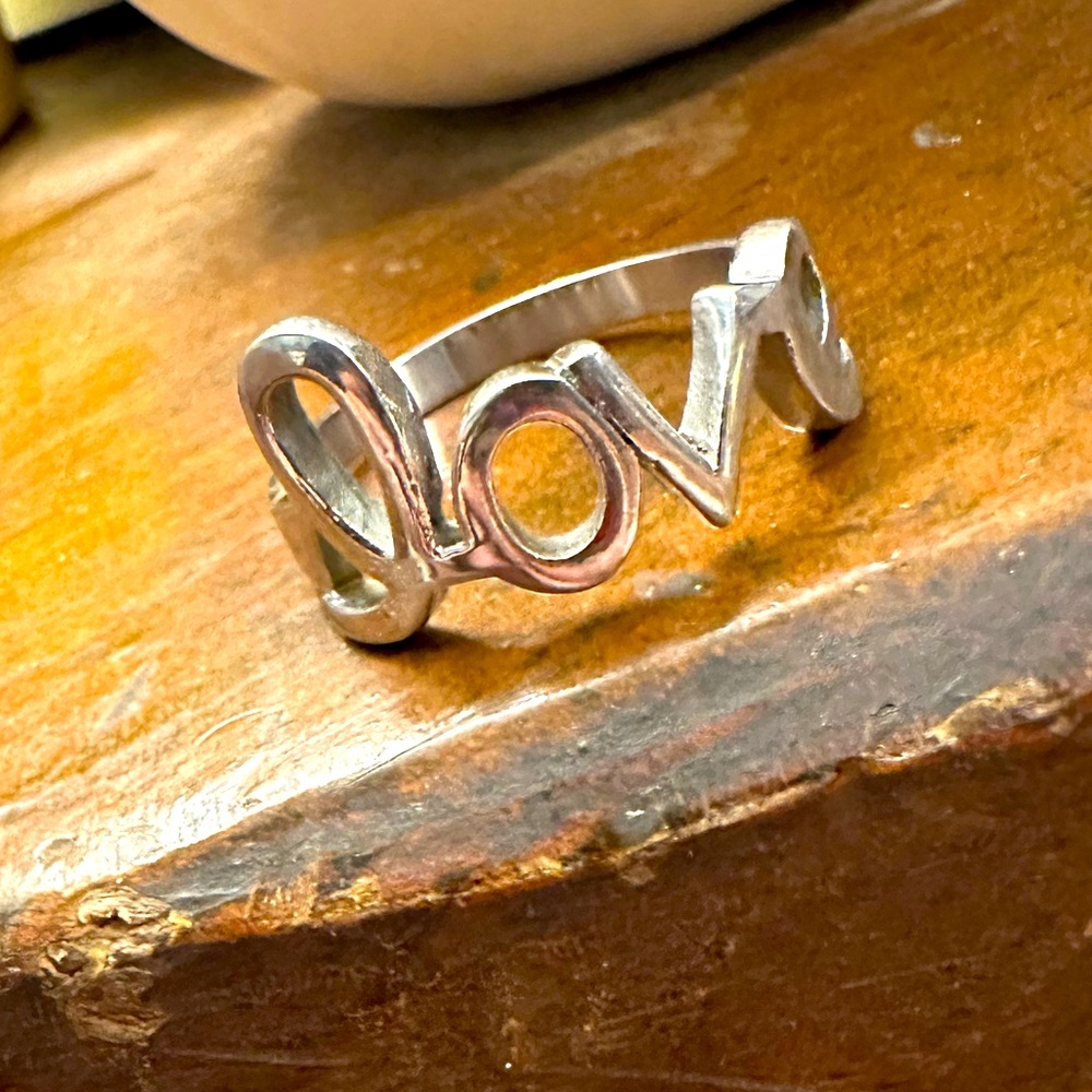 LOVE ring
